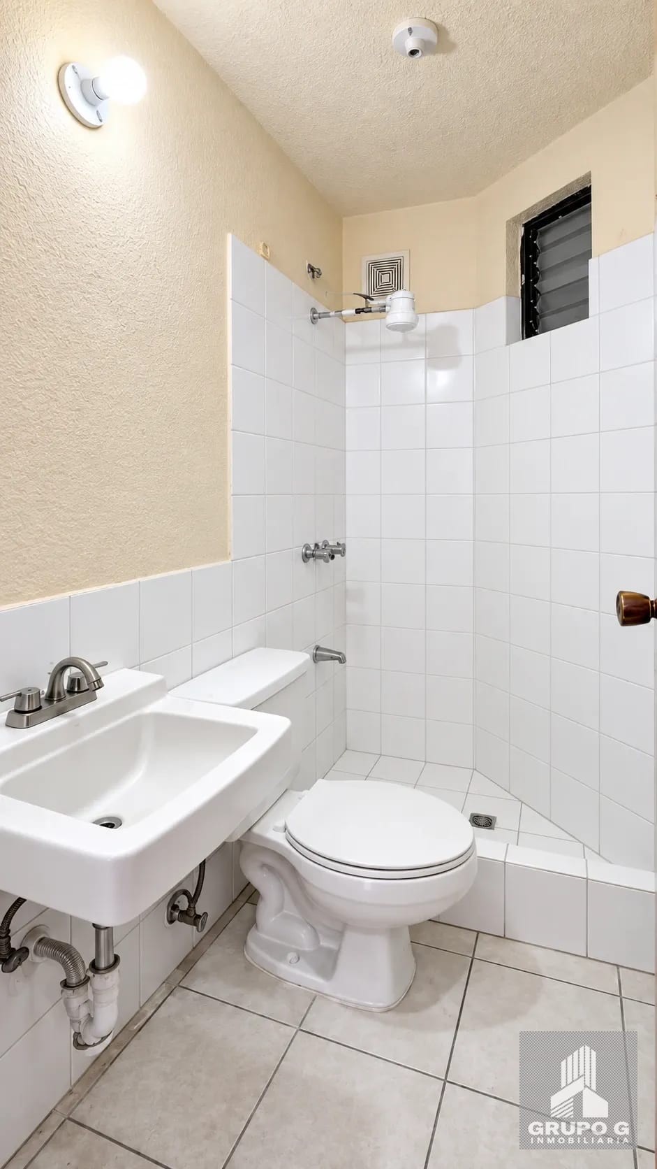 Apartamento en renta en Boulevard Acatán, Zona 16 — Apartamento en Alquiler en Zona 16, Guatemala, Ciudad — foto 7 de 10