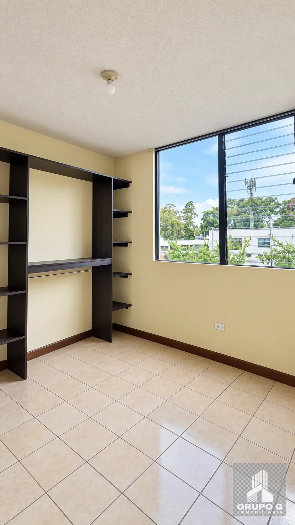 Apartamento en renta en Boulevard Acatán, Zona 16 — Apartamento en Alquiler en Zona 16, Guatemala, Ciudad — foto 8 de 10