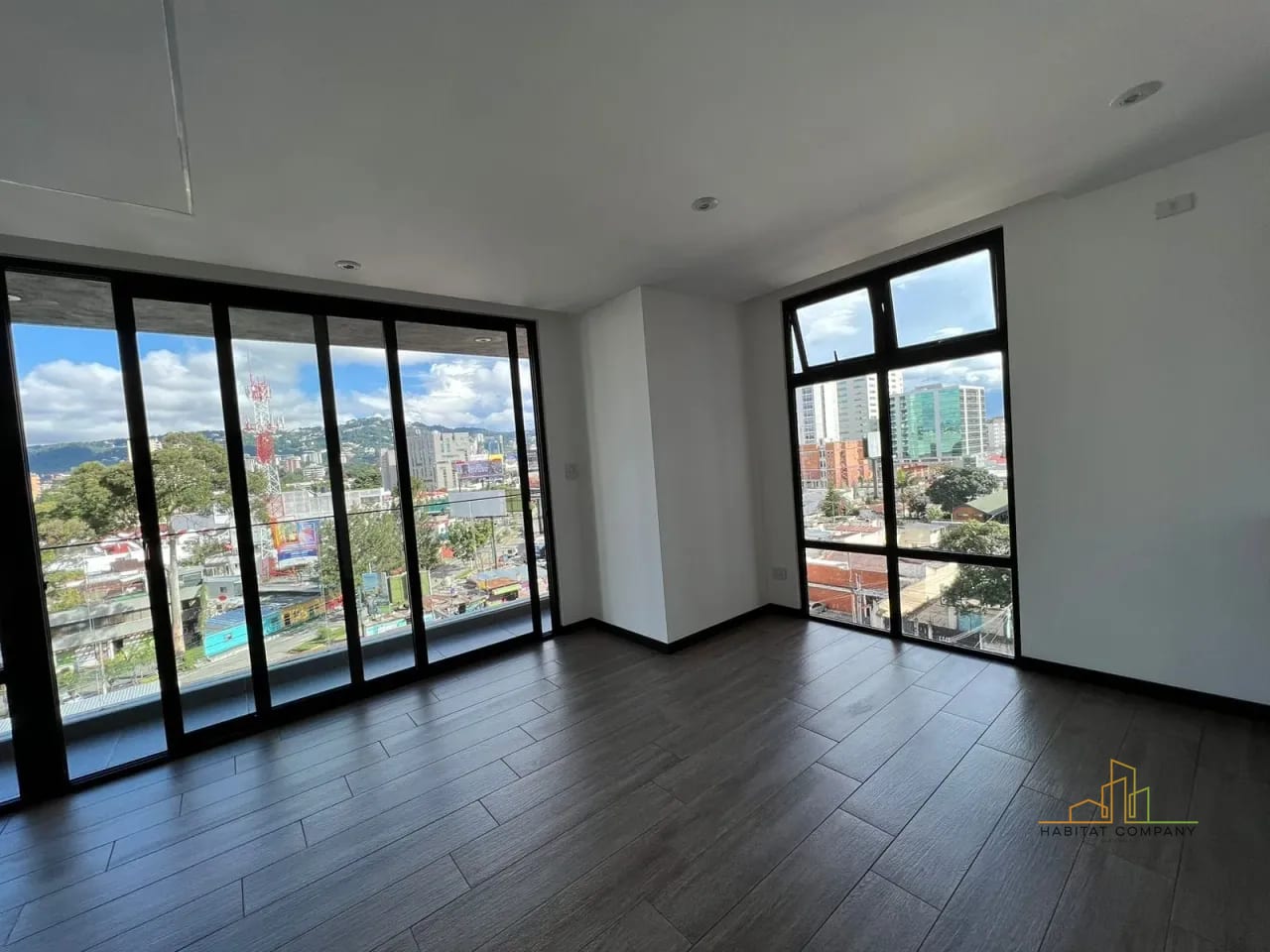 Apartamento en Venta IQ10 Zona 10 | 2 Habitaciones | 2 Parqueos | Balcón | Amenidades Premium | US$225,000 — Apartamento en Venta en IQ10, Zona 10, Guatemala, Ciudad — foto 2 de 6
