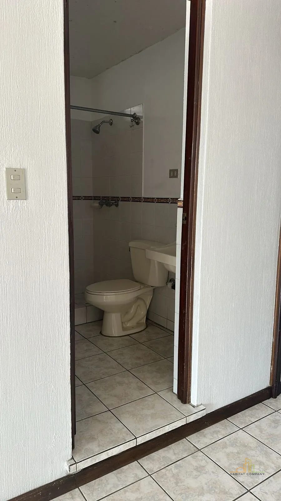 Casa Renta Carretera a El Salvador KM 16-20 - Entrada Calle de Olmeca en Residencial con garita — Casa en Alquiler en Carretera a El Salvador, Guatemala, Ciudad — foto 12 de 13