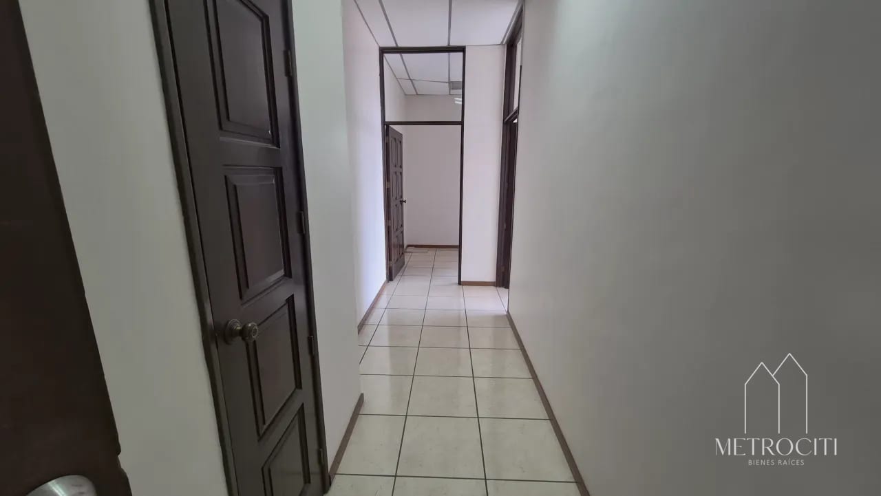 Se renta oficina amplia en edificio El centro zona 1 — Oficina en Alquiler en El Centro, Zona 1, Guatemala, Ciudad — foto 7 de 7
