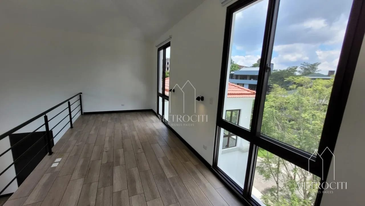 Se renta apartamento moderno tipo loft en zona 16 — Apartamento en Alquiler en La Montaña, Zona 16, Guatemala, Ciudad — foto 4 de 6