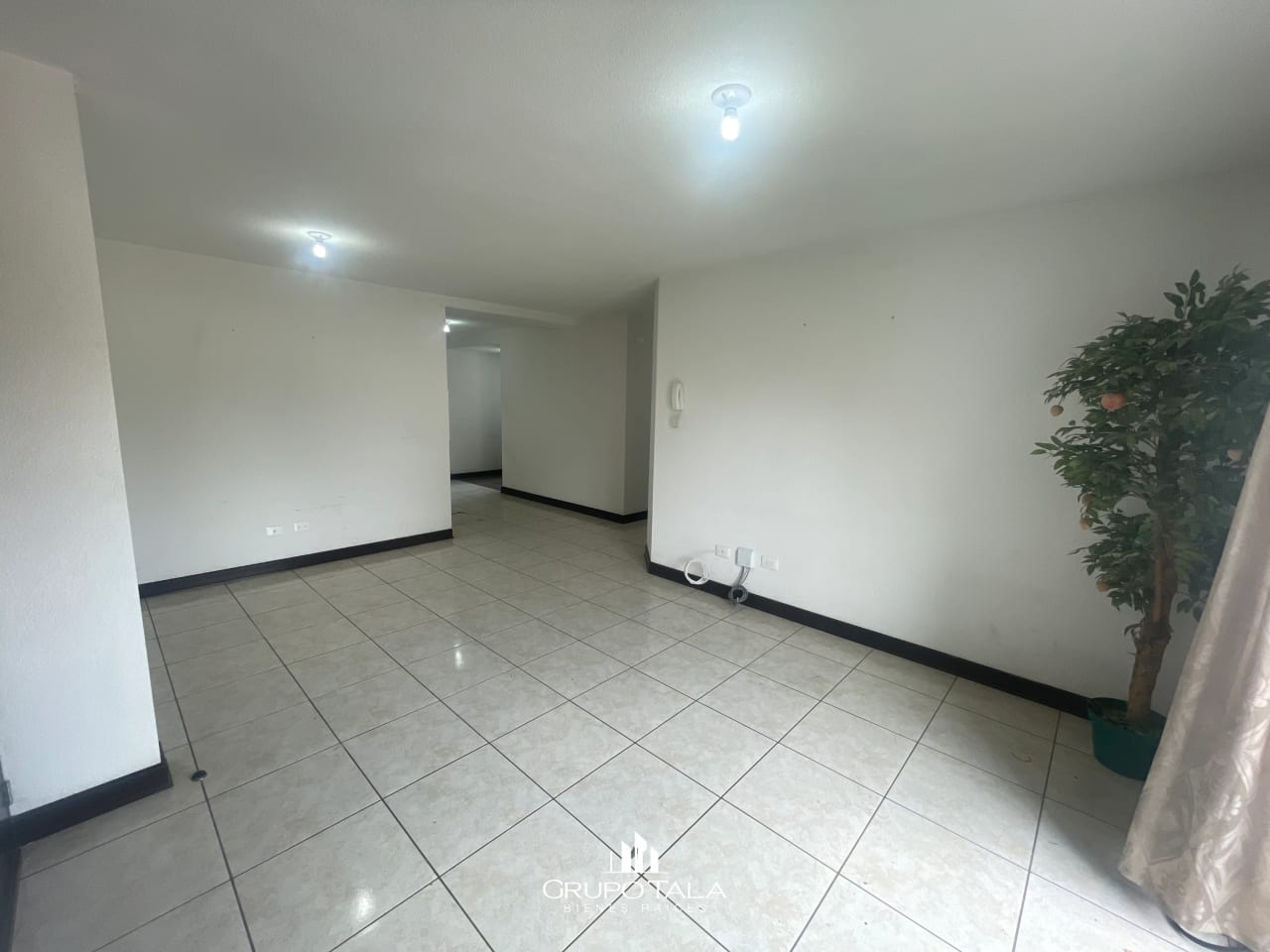 Encantador Apartamento en Renta zona 17 🏢. — Apartamento en Alquiler en Casa Florentina, Zona 17, Guatemala, Ciudad — foto 4 de 5