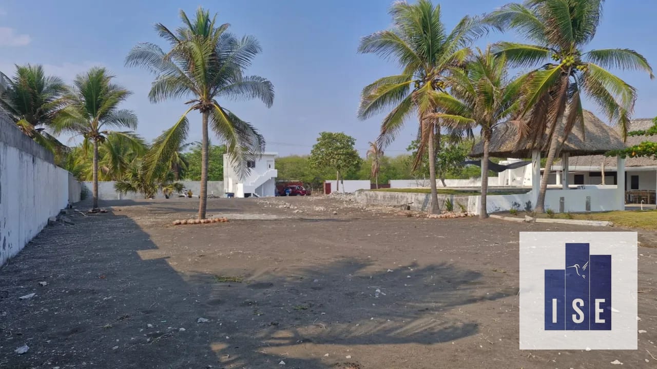 Casa de playa frente al mar en venta — Casa vacacional en Venta en Monterrico, Santa Rosa — foto 1 de 8