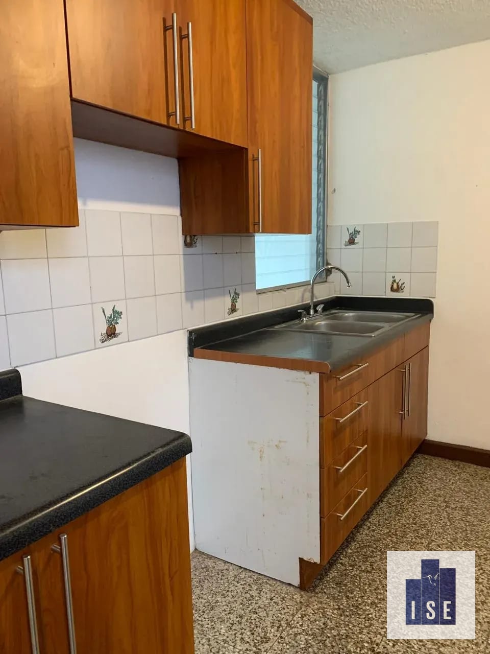 Casa en Alquiler Z.10 dentro de condominio — Casa en Alquiler en Zona 10, Guatemala, Ciudad — foto 8 de 10
