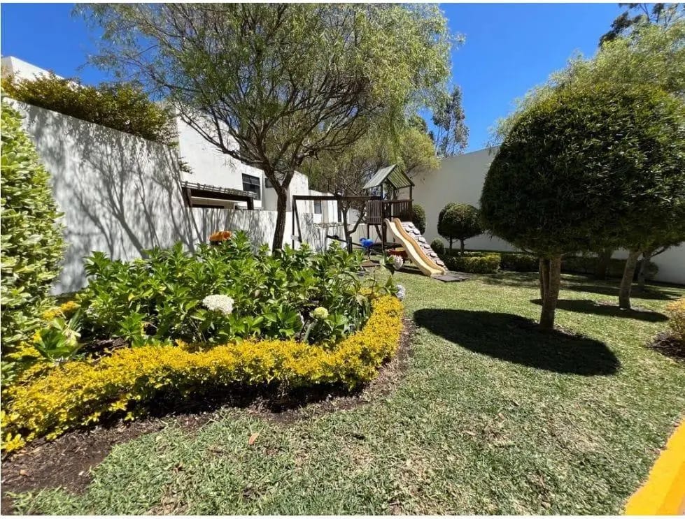 VENDO CASA EN CONDOMINIO BOSQUES ESCONDIDO KM 21.5 CARRETERA A FRAIJANES — Casa en Venta en Carretera a El Salvador, Guatemala, Ciudad — foto 13 de 16