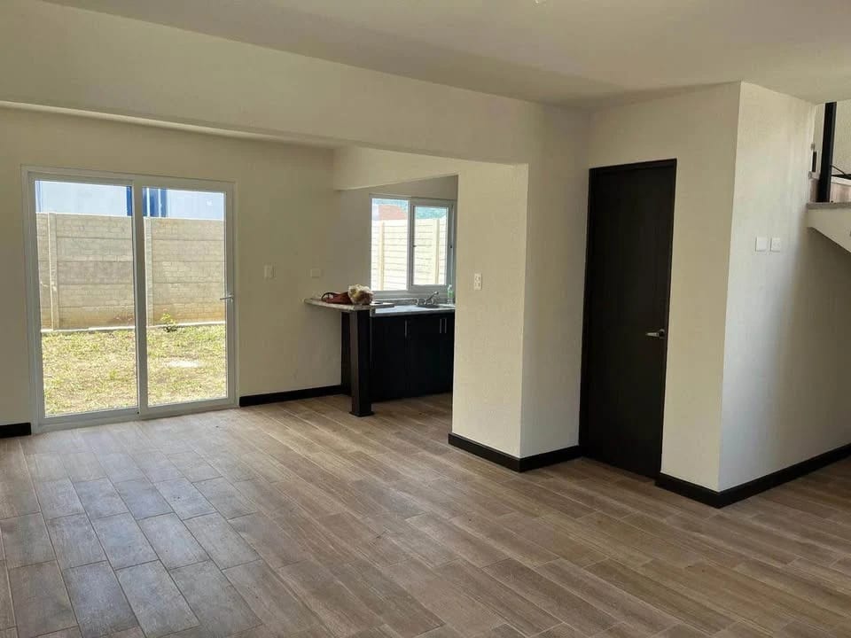 VENDO CASA EN CONDOMINIO VILLA MONTESINO 1 SAN JOSE PINULA — Casa en Venta en San José Pinula, Guatemala, Ciudad — foto 1 de 8