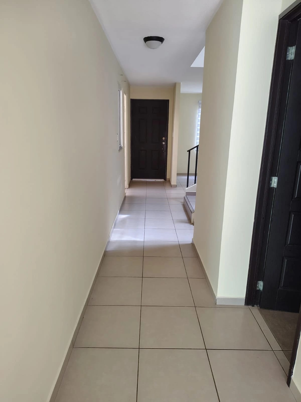 VENDO CASA EN COND. ALAMEDAS DE SANTO DOMINGO, KM 30.5 CAES — Casa en Venta en Carretera a El Salvador, Guatemala, Ciudad — foto 3 de 17