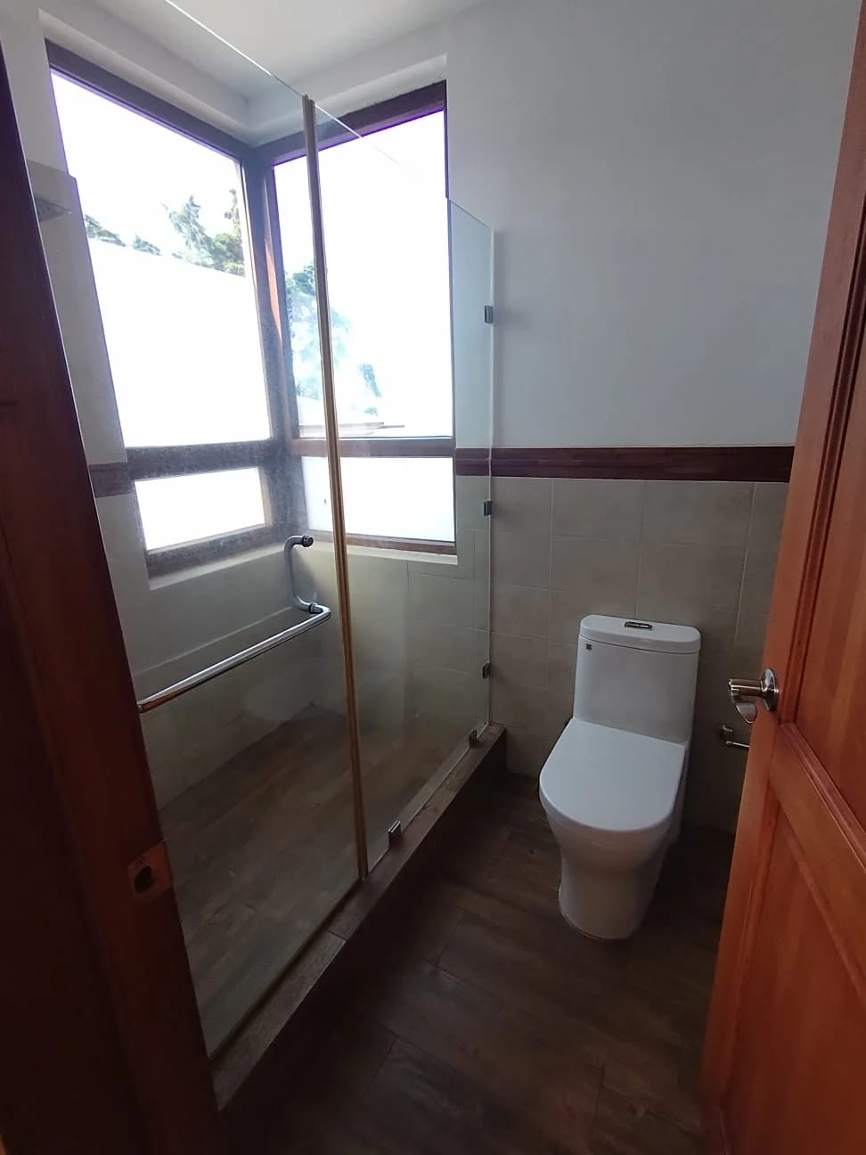 RENTO CASA EN RESIDENCIALES ALTO VALLE KM. 12.5 CARRETERA A EL SALVADOR — Casa en Alquiler en Carretera a El Salvador, Guatemala, Ciudad — foto 12 de 15