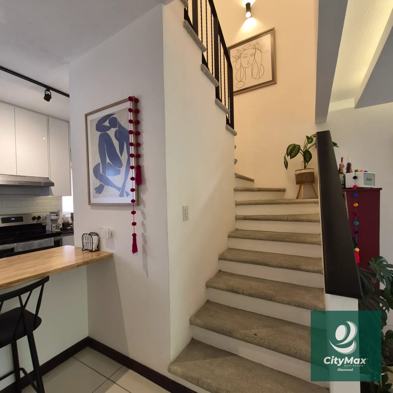 EN VENTA APARTAMENTO REMODELADO EN MUXBAL — Apartamento en Venta en Carretera a El Salvador, Guatemala, Ciudad — foto 4 de 17