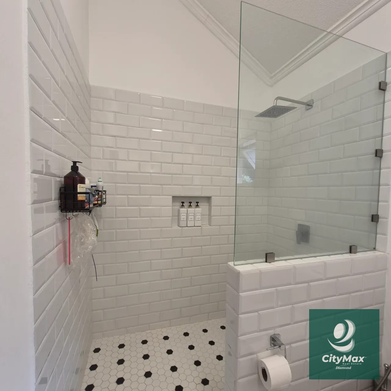 EN VENTA APARTAMENTO REMODELADO EN MUXBAL — Apartamento en Venta en Carretera a El Salvador, Guatemala, Ciudad — foto 9 de 17