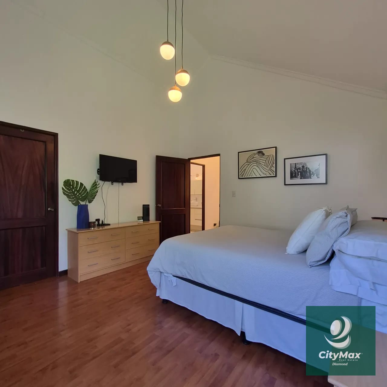 EN VENTA APARTAMENTO REMODELADO EN MUXBAL — Apartamento en Venta en Carretera a El Salvador, Guatemala, Ciudad — foto 7 de 17