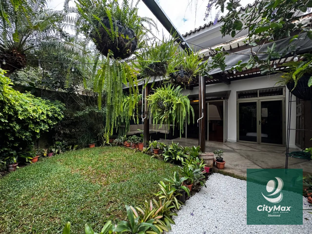 Casa en Venta en Zona 10 entorno Las Margaritas — Casa en Venta en Zona 10, Guatemala, Ciudad — foto 8 de 15