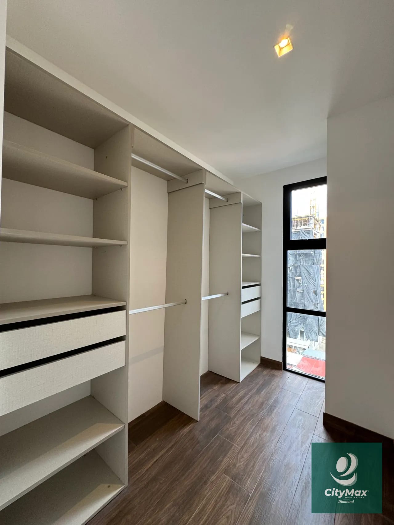 Apartamento en renta en zona 15 — Apartamento en Alquiler en Vila Quince, Zona 15, Guatemala, Ciudad — foto 13 de 17