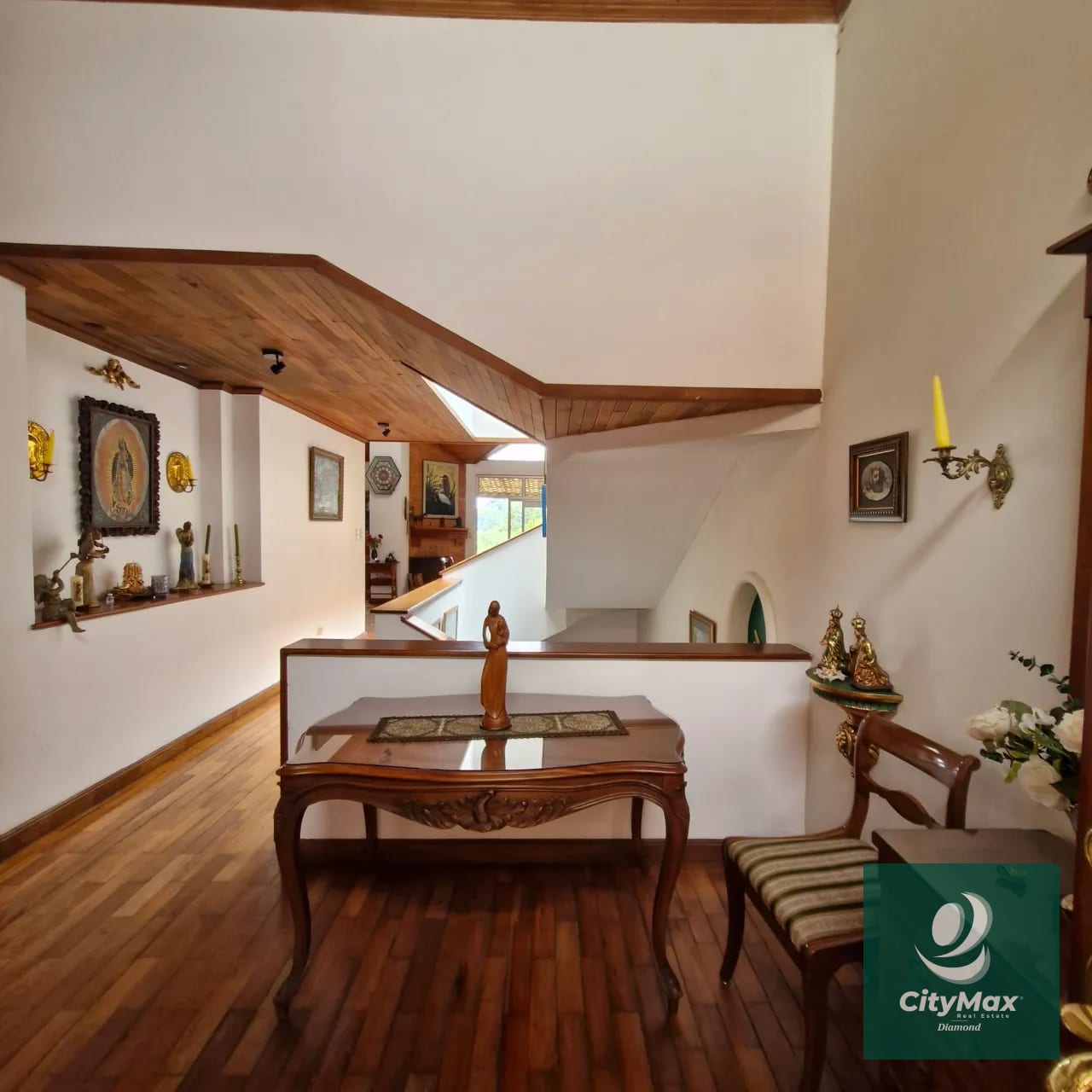 Casa en venta en Montebello km. 9 Carretera al Salvador — Casa en Venta en Santa Catarina Pinula, Guatemala, Ciudad — foto 2 de 17
