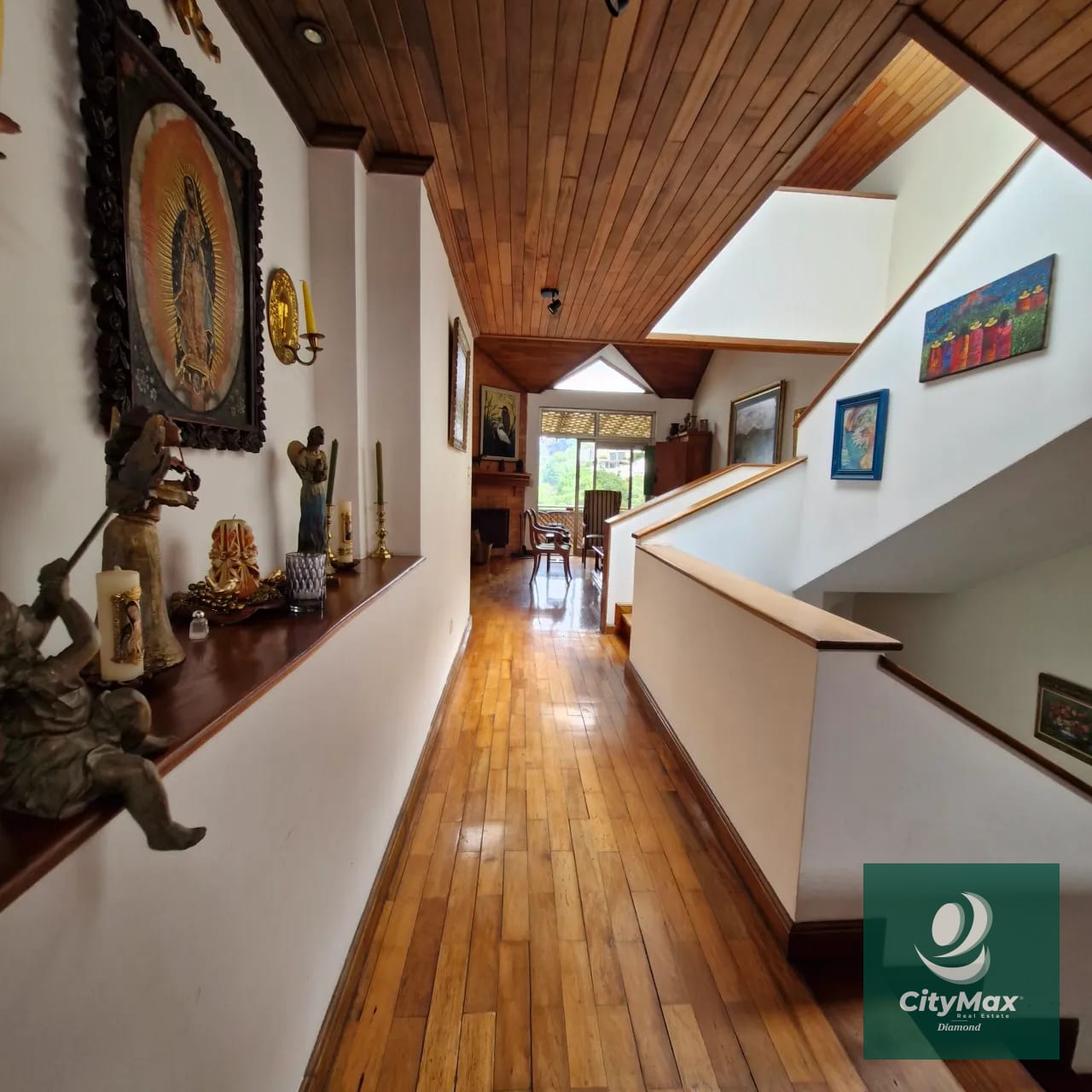 Casa en venta en Montebello km. 9 Carretera al Salvador — Casa en Venta en Santa Catarina Pinula, Guatemala, Ciudad — foto 3 de 17