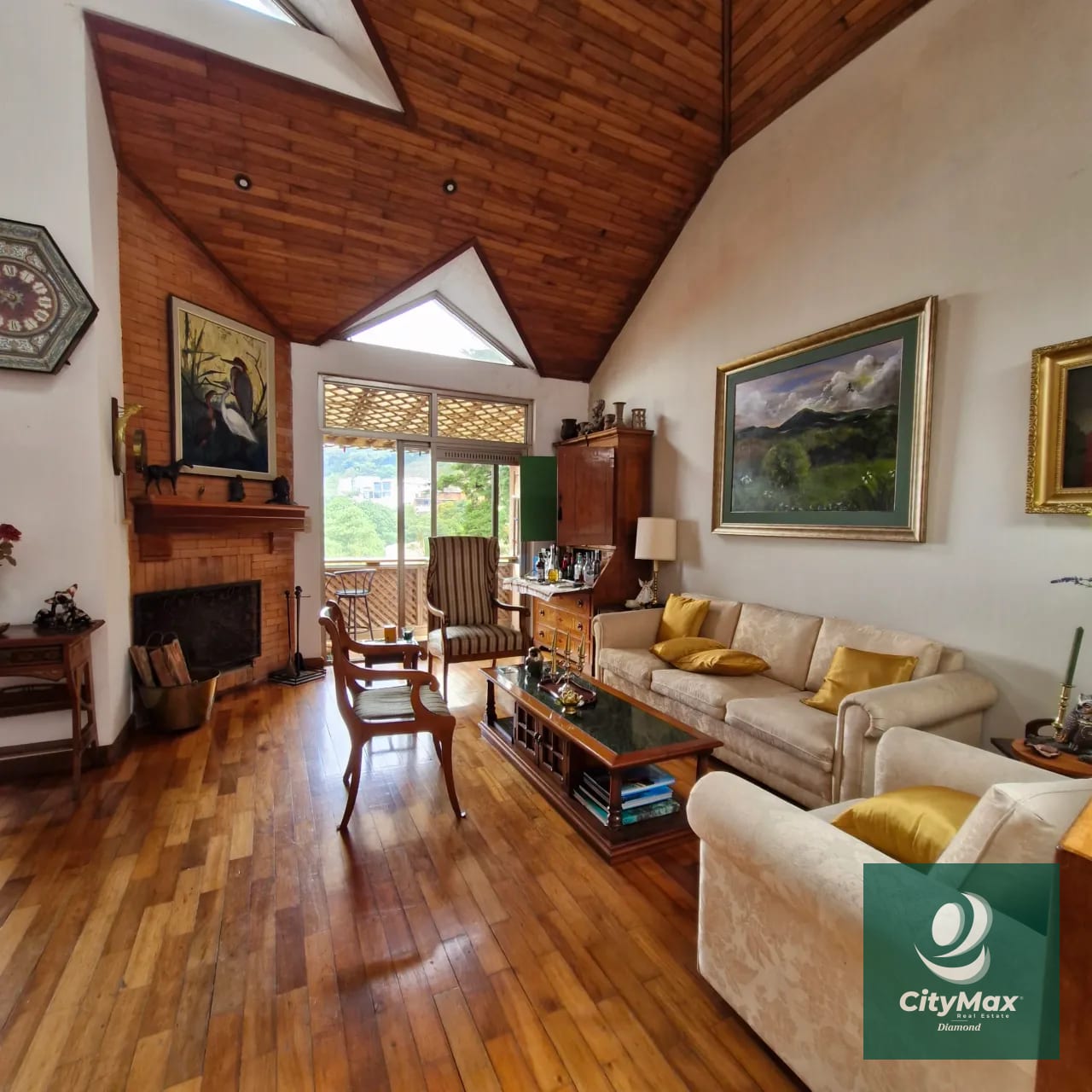 Casa en venta en Montebello km. 9 Carretera al Salvador — Casa en Venta en Santa Catarina Pinula, Guatemala, Ciudad — foto 1 de 17
