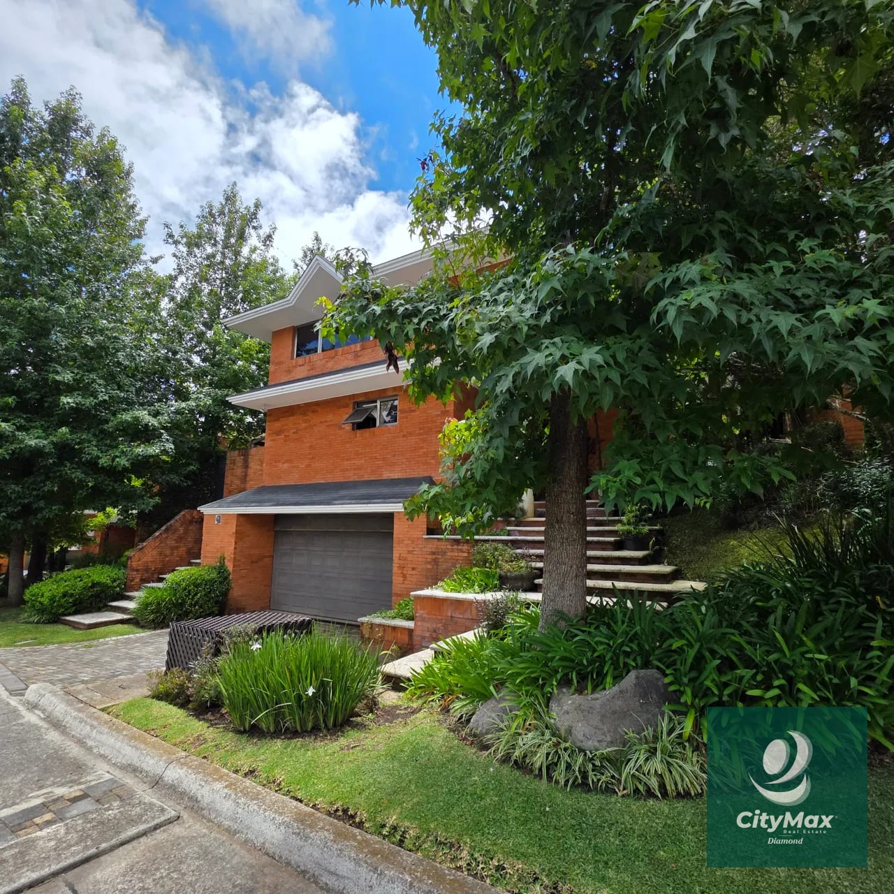 Casa en Venta Condominio Km. 16 Carretera Salvador — Casa en Venta en San Antonio, Carretera a El Salvador, Guatemala, Ciudad — foto 1 de 16