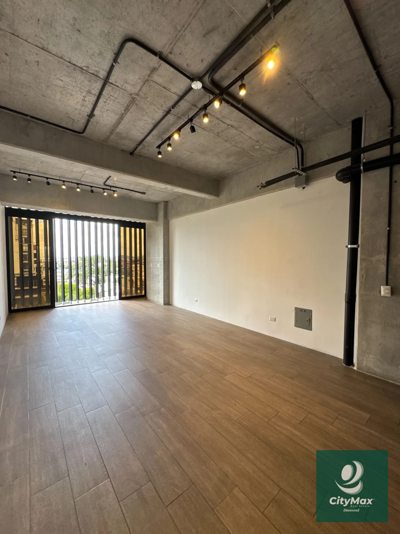 Oficina en venta en zona 4 ciudad Guatemala — Oficina en Venta en Granat, Zona 4, Guatemala, Ciudad — foto 3 de 10