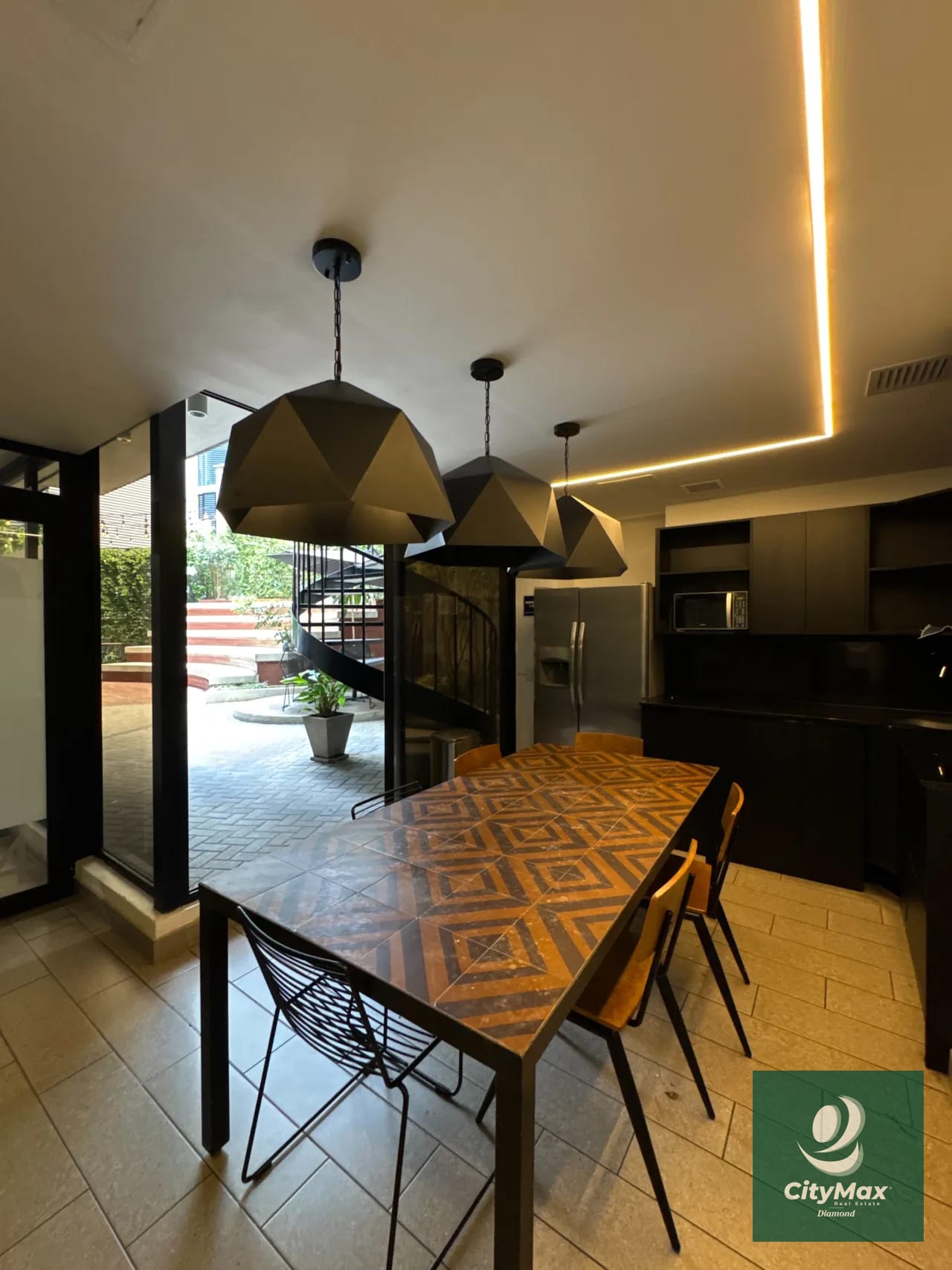 Oficina en venta en zona 4 ciudad Guatemala — Oficina en Venta en Granat, Zona 4, Guatemala, Ciudad — foto 7 de 10