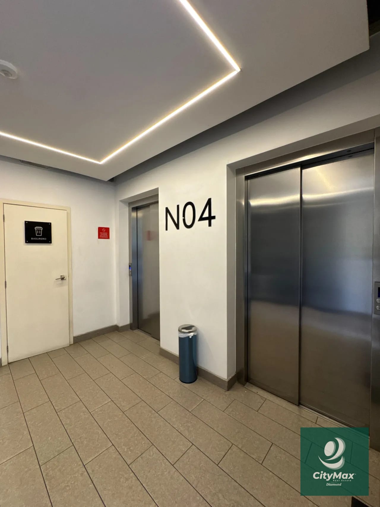 Oficina en venta en zona 4 ciudad Guatemala — Oficina en Venta en Granat, Zona 4, Guatemala, Ciudad — foto 8 de 10