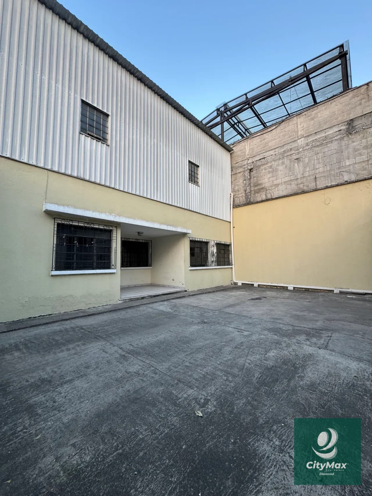 Casa en renta para oficinas zona 9 — Casa en Alquiler en Zona 9, Guatemala, Ciudad — foto 8 de 15