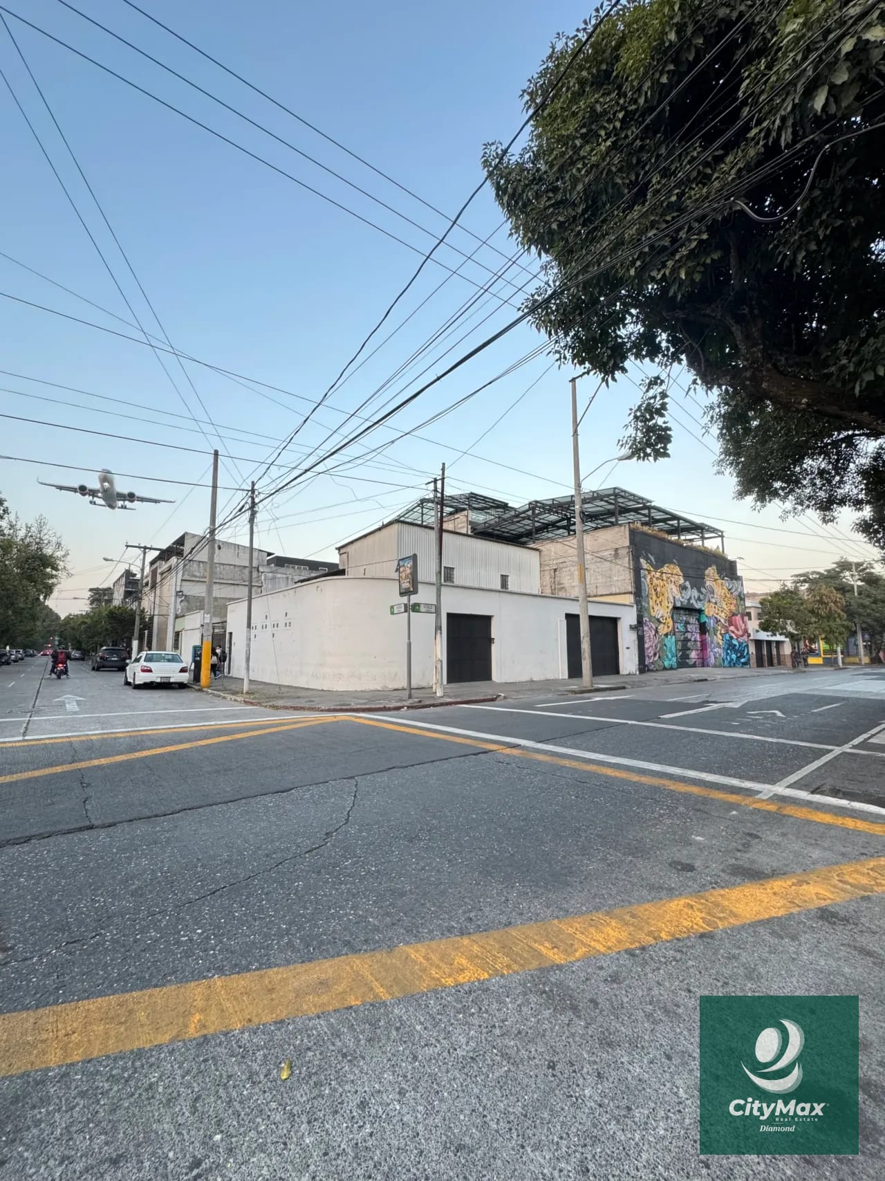 Casa en renta para oficinas zona 9 — Casa en Alquiler en Zona 9, Guatemala, Ciudad — foto 2 de 15