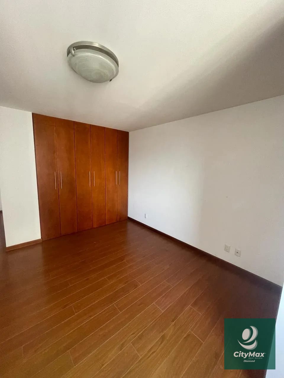 Apartamento AMPLIO en renta en zona 15 — Apartamento en Venta en Botticelli II, Zona 15, Guatemala, Ciudad — foto 6 de 17