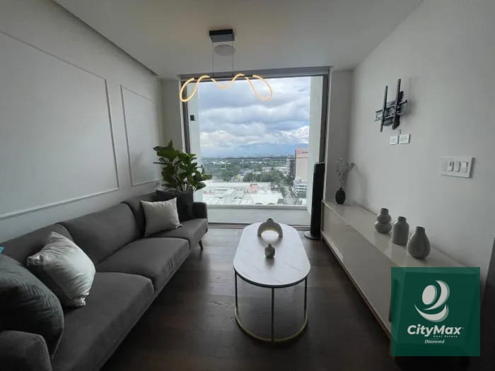 Apartamento Amueblado en Renta en Zona 10 — Apartamento en Alquiler en Zona 10, Guatemala, Ciudad — foto 8 de 13