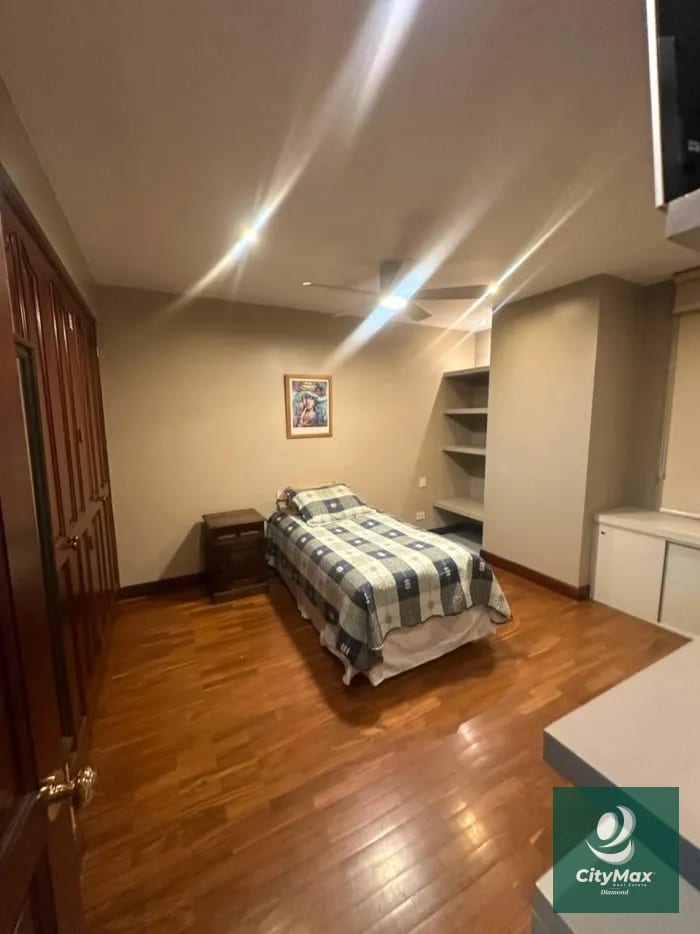 Renta Apartamento amueblado en zona 10 Renta — Apartamento en Alquiler en Zona 10, Guatemala, Ciudad — foto 3 de 12