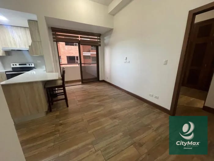Apartamento En Renta en Salvattore Zona 10 Renta — Apartamento en Alquiler en Zona 10, Guatemala, Ciudad — foto 9 de 17