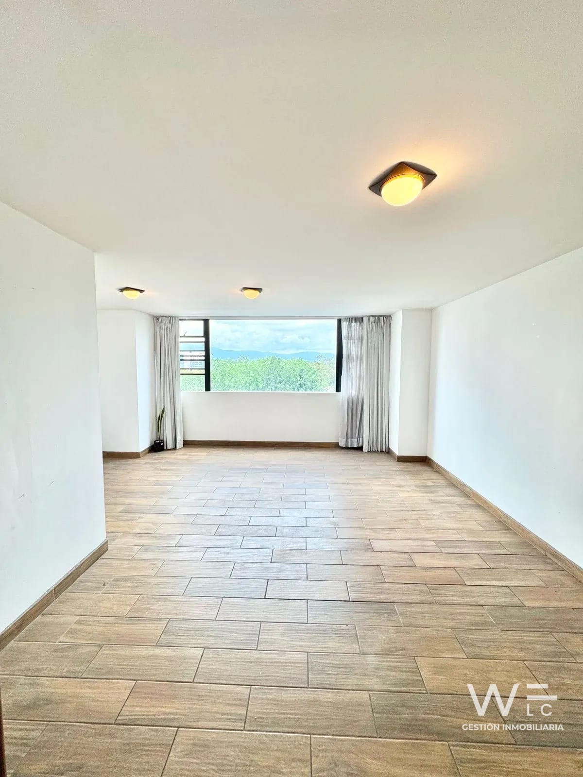 Apartamento Tipo Loft en Renta Zona 14 — Apartamento en Alquiler en Zona 14, Guatemala, Ciudad — foto 1 de 9
