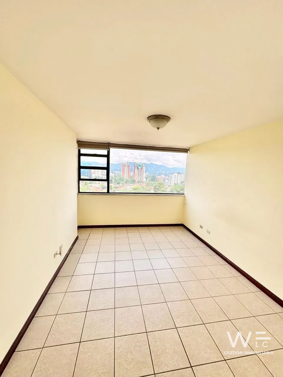Alquilo Apartamento Zona 14 — Apartamento en Alquiler en Zona 14, Guatemala, Ciudad — foto 6 de 11