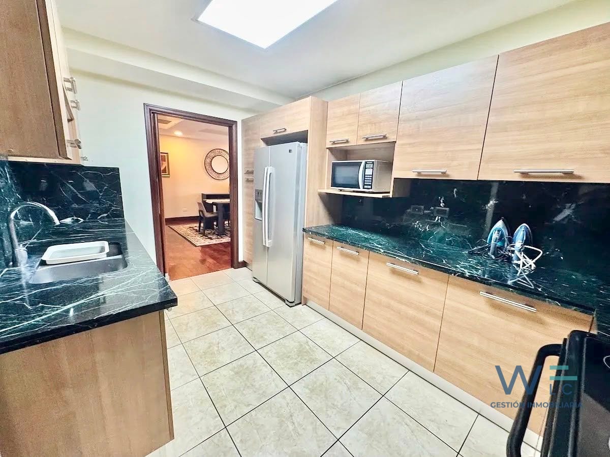 Vendo Apartamento Amueblado y Equipado Zona 10 — Apartamento en Venta en Santa María, Zona 10, Guatemala, Ciudad — foto 5 de 17