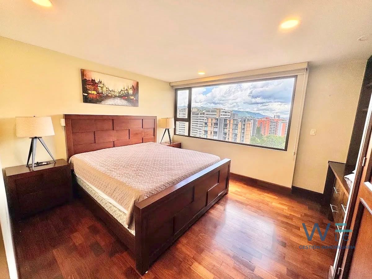 Vendo Apartamento Amueblado y Equipado Zona 10 — Apartamento en Venta en Santa María, Zona 10, Guatemala, Ciudad — foto 12 de 17
