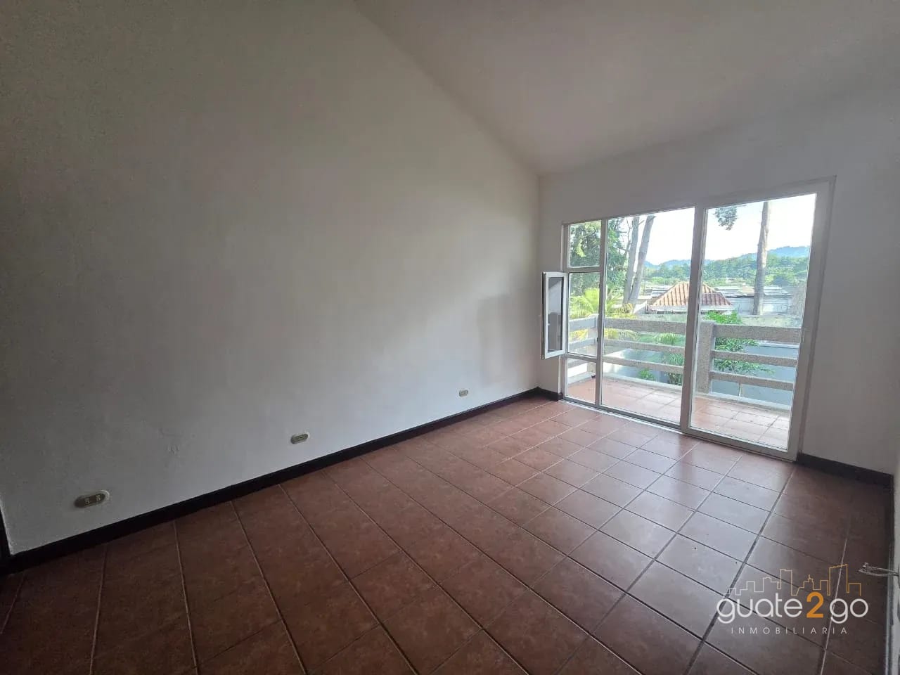 Casa en alquiler en km 13 CAES — Casa en Alquiler en Villas del Campo, Carretera a El Salvador, Guatemala, Ciudad — foto 5 de 17