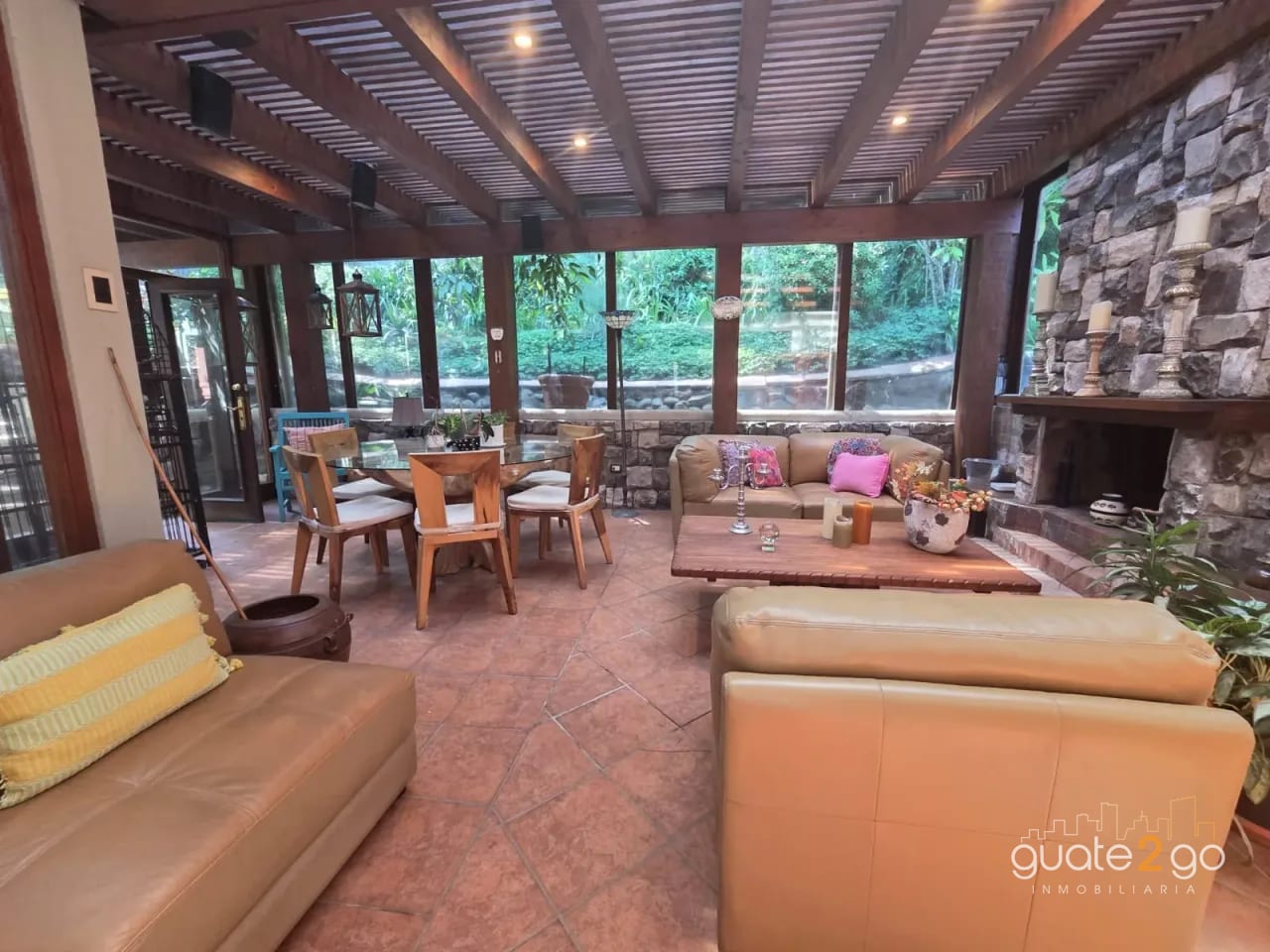Casa en venta en Residenciales La Cruz Santa Catarina Pinula — Casa en Venta en Santa Catarina Pinula, Guatemala, Ciudad — foto 4 de 16
