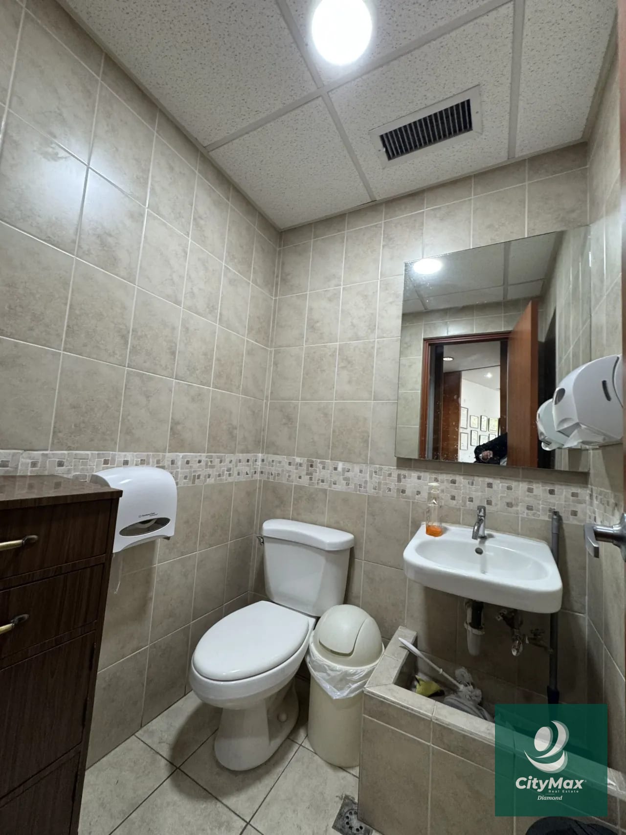 Oficina en Venta y Renta en Edificio Avante Zona 15 Ciudad de Guatemala — Oficina en Alquiler en Avante, Zona 15, Guatemala, Ciudad — foto 8 de 14