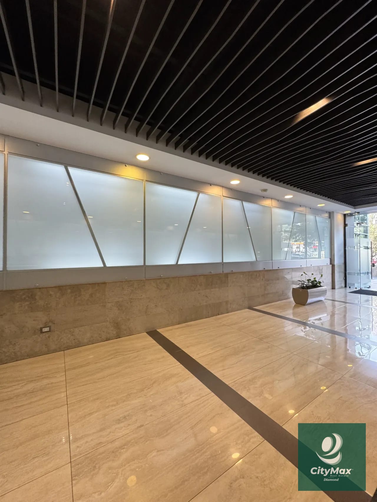 Oficina en Venta y Renta en Edificio Avante Zona 15 Ciudad de Guatemala — Oficina en Alquiler en Avante, Zona 15, Guatemala, Ciudad — foto 14 de 14