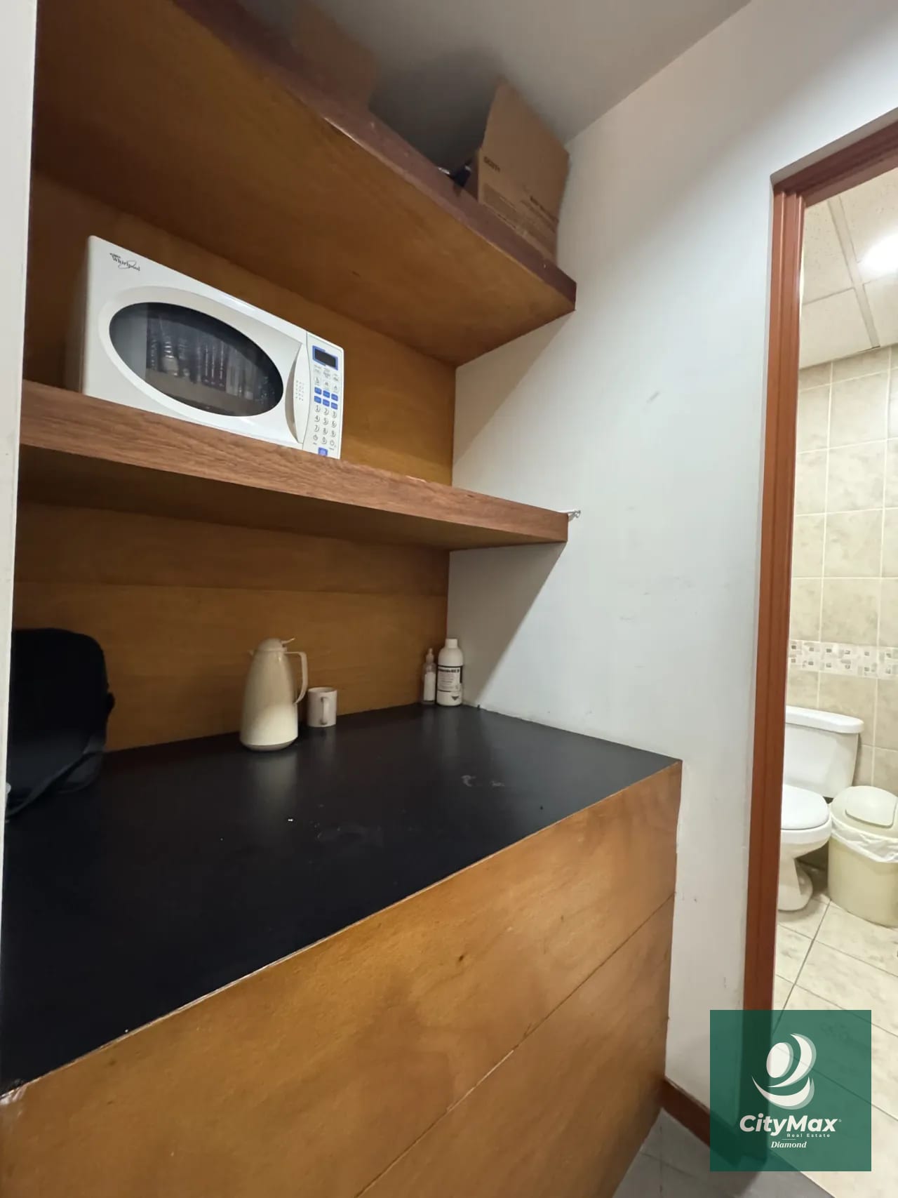Oficina en Venta y Renta en Edificio Avante Zona 15 Ciudad de Guatemala — Oficina en Alquiler en Avante, Zona 15, Guatemala, Ciudad — foto 9 de 14