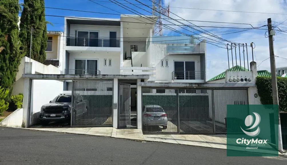 Apartamento en Venta en San Cristóbal Vista al Valle — Apartamento en Venta en Zona 8 Mixco, Guatemala, Ciudad — foto 1 de 7
