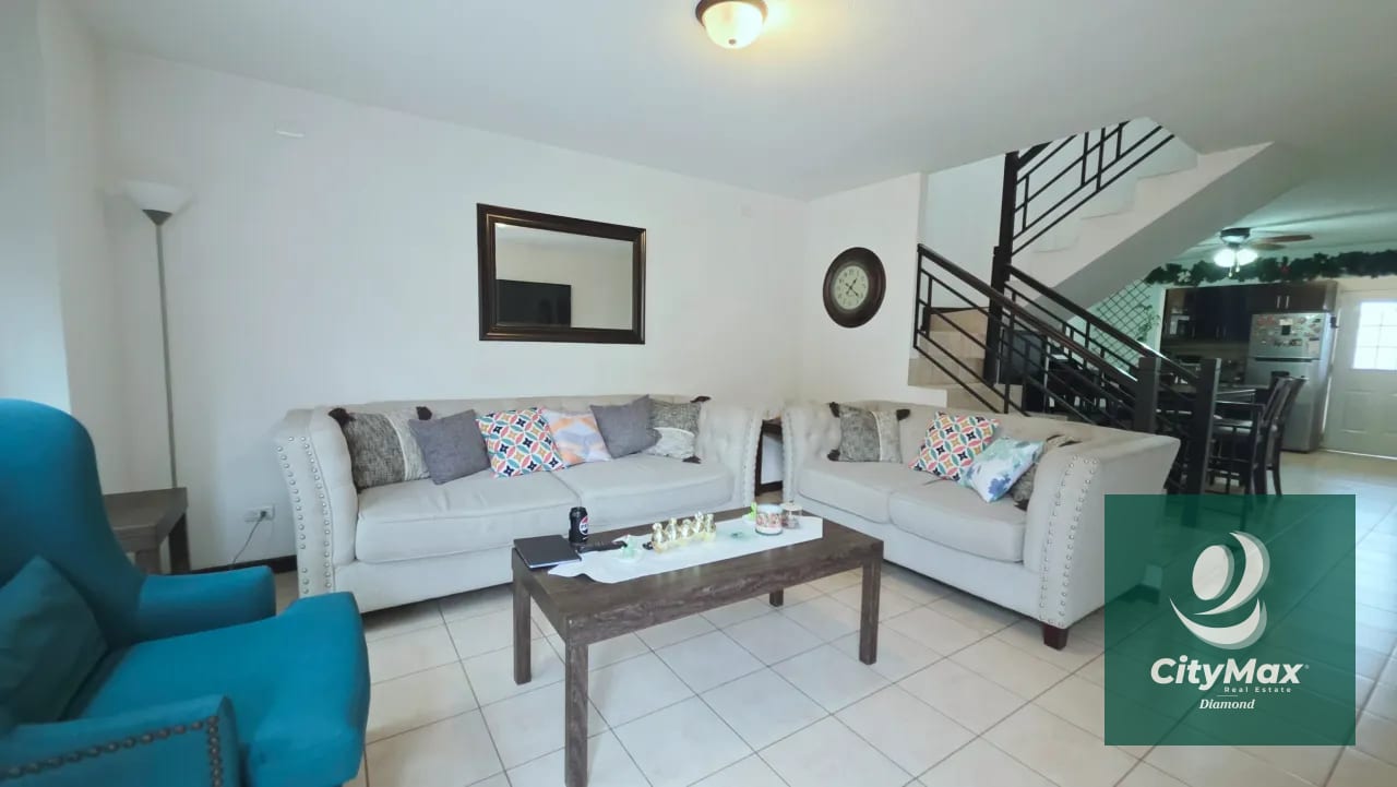 Casa en Venta en Hacienda de Las Flores Villa Nueva Zona 2 — Casa en Venta en Villa Nueva, Guatemala, Ciudad — foto 1 de 17