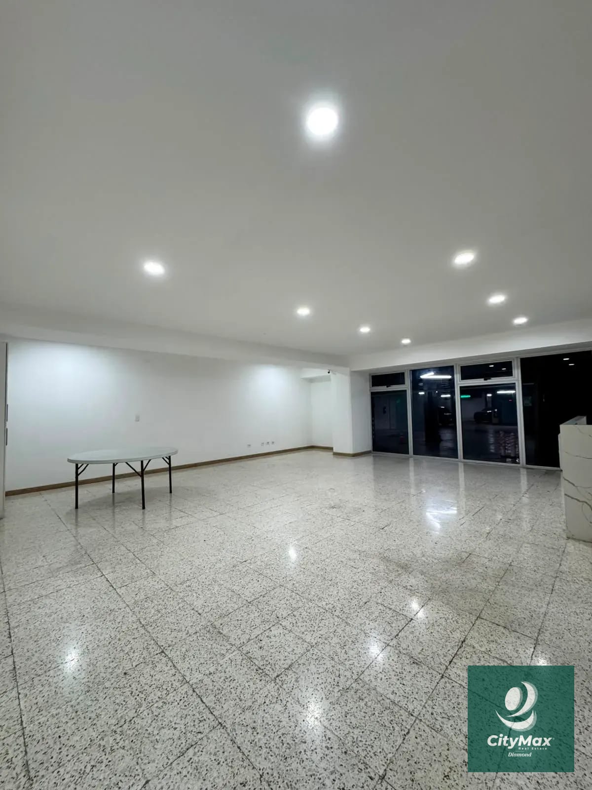 Apartamento Amueblado en Venta o Renta en Zona 4 Ciudad de Guatemala — Apartamento en Venta en Vivo Zona 4, Zona 4, Guatemala, Ciudad — foto 6 de 17