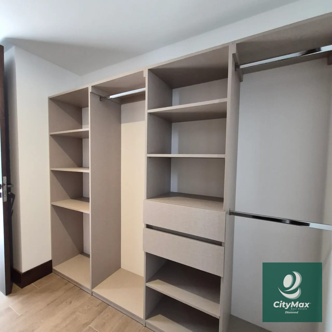 Apartamento en Renta en Gaura Zona 15 Ciudad de Guatemala — Apartamento en Alquiler en Vista Hermosa I, Zona 15, Guatemala, Ciudad — foto 5 de 17