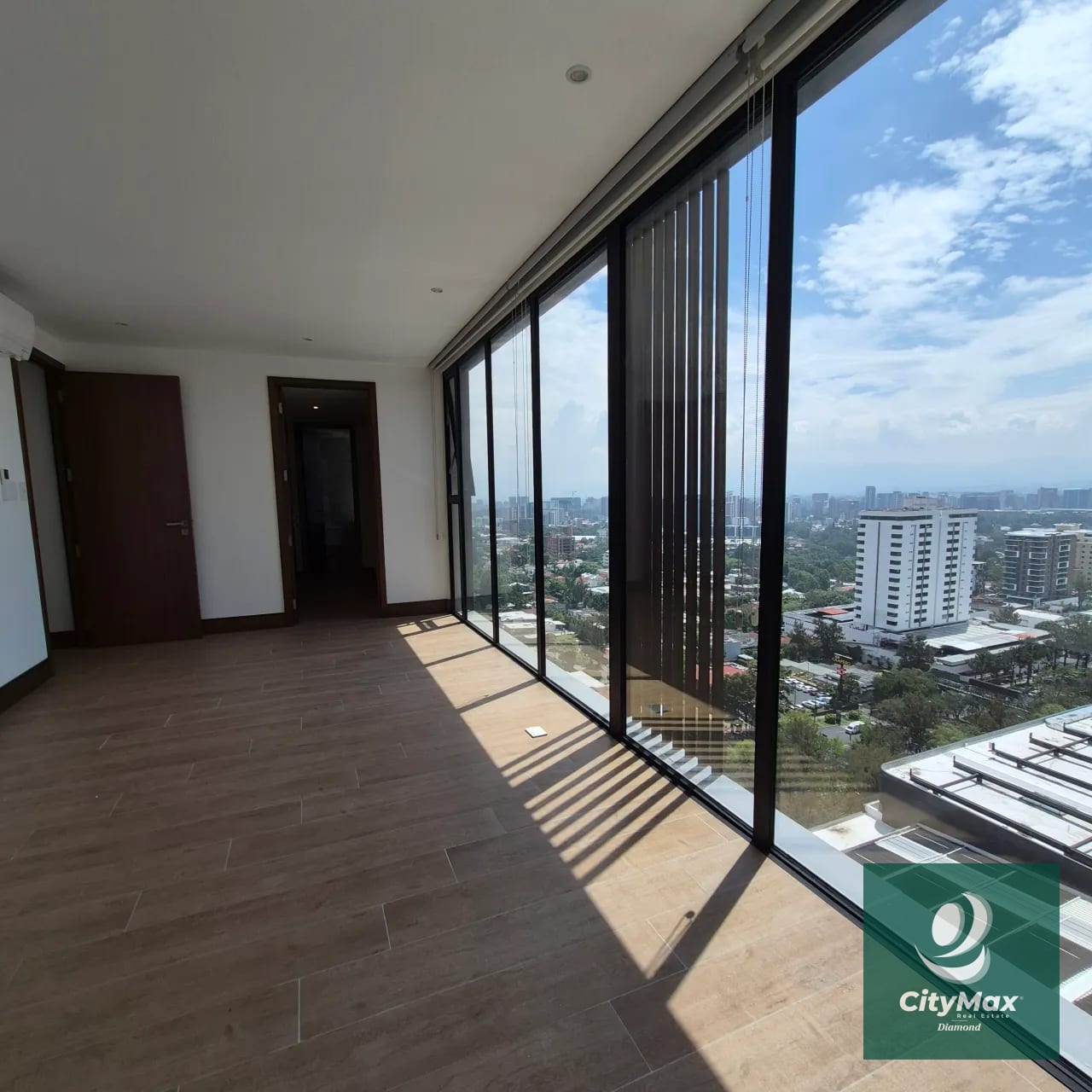 Apartamento en Renta en Gaura Zona 15 Ciudad de Guatemala — Apartamento en Alquiler en Vista Hermosa I, Zona 15, Guatemala, Ciudad — foto 9 de 17