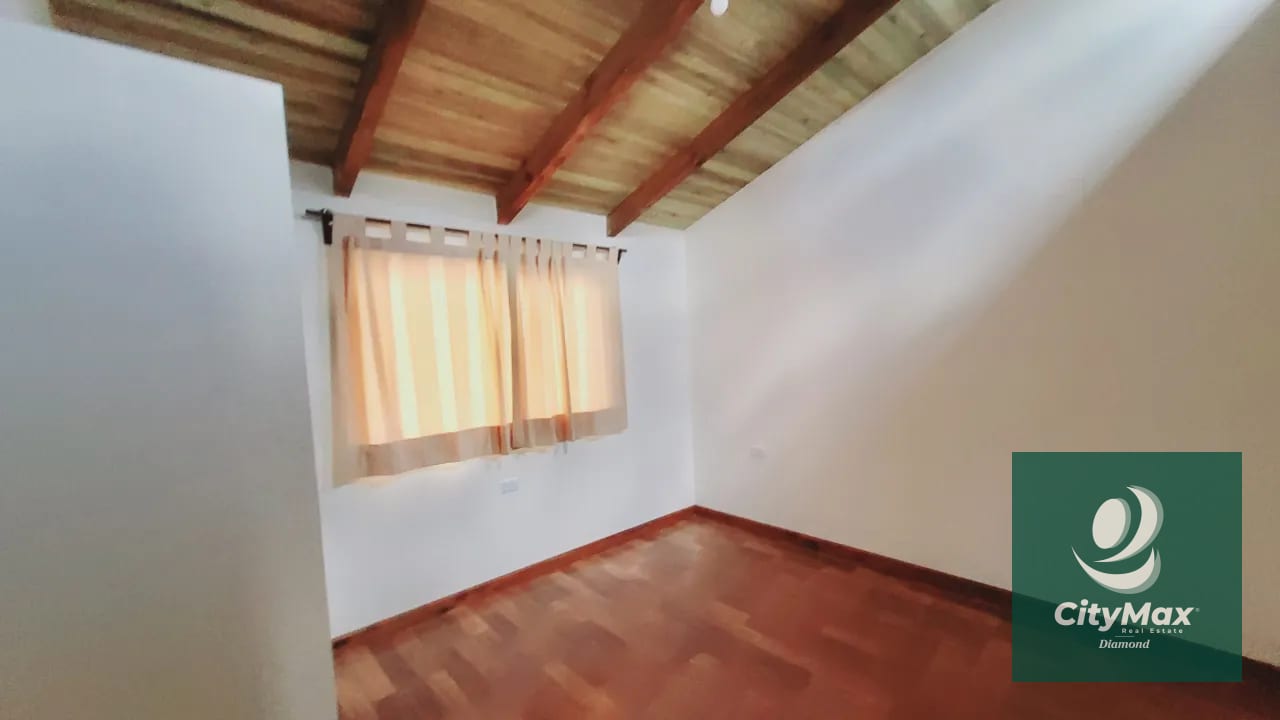 Casa Tipo Canadiense en Renta en CAES KM25.5 — Casa en Alquiler en Fraijanes, Carretera a El Salvador, Guatemala, Ciudad — foto 9 de 16