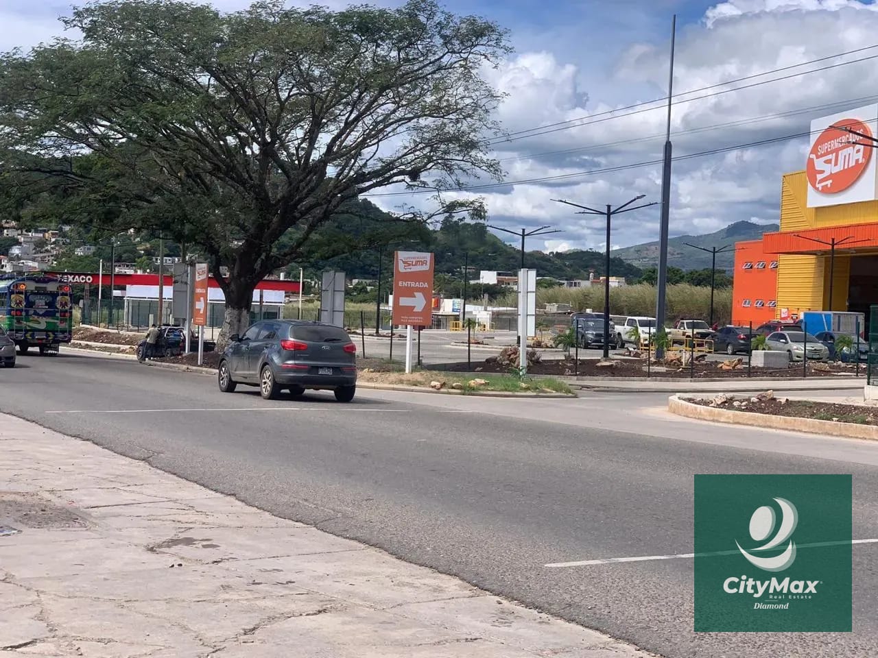 Local de 80m² en renta en Plaza en Carretera a Jutiapa — Local en Alquiler en Jutiapa, Jutiapa — foto 1 de 14