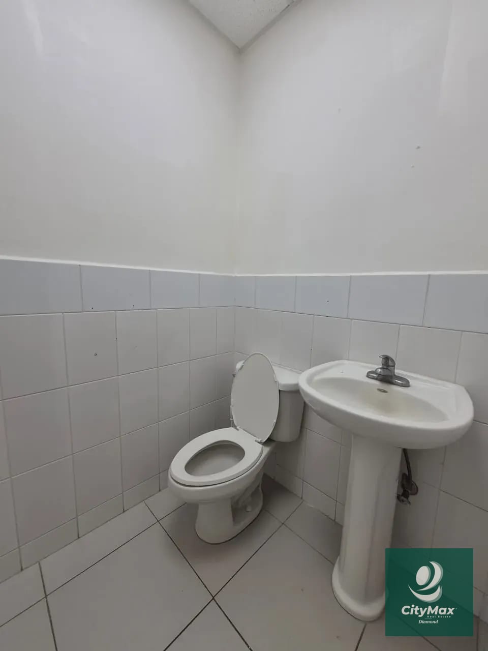 Oficina en Renta Zona Pradera Torre 3 — Oficina en Alquiler en Zona Pradera, Zona 10, Guatemala, Ciudad — foto 3 de 15