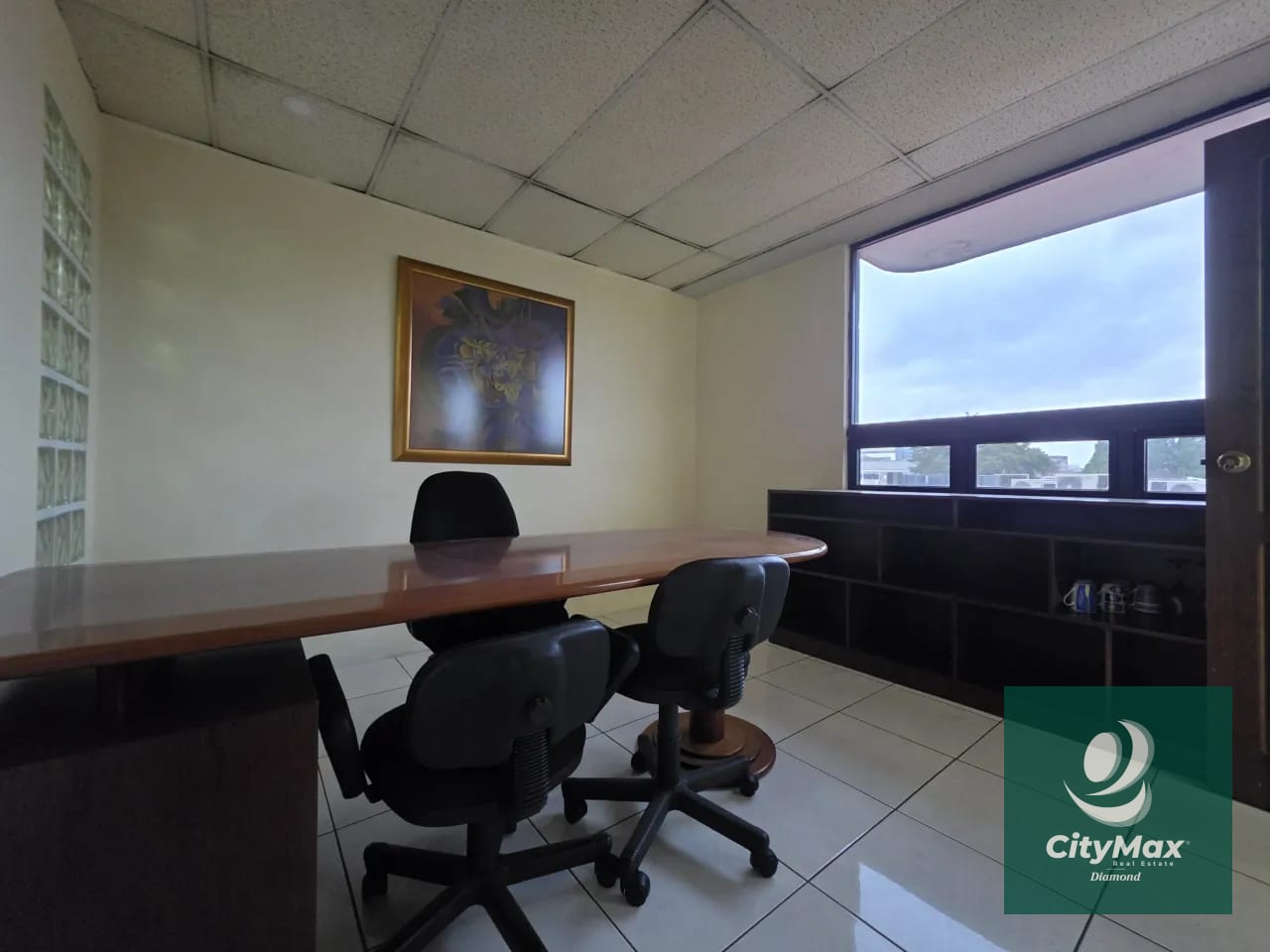 Oficina Amueblada en Renta en Zona 9 Torre Cristal — Oficina en Alquiler en Zona 9, Guatemala, Ciudad — foto 12 de 14