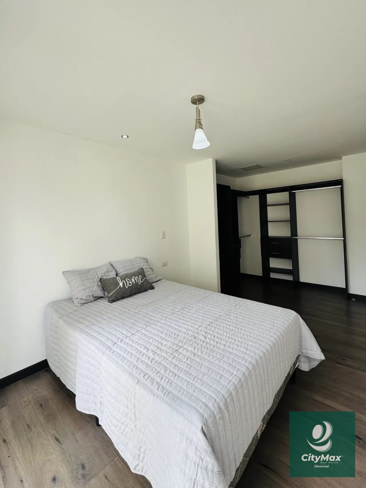 Apartamento Amueblado en Renta en Di Fiori Zona 7 Guatemala — Apartamento en Alquiler en Di Fiori, Zona 7, Guatemala, Ciudad — foto 9 de 13